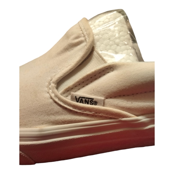 Vans - Picture 6 of 7